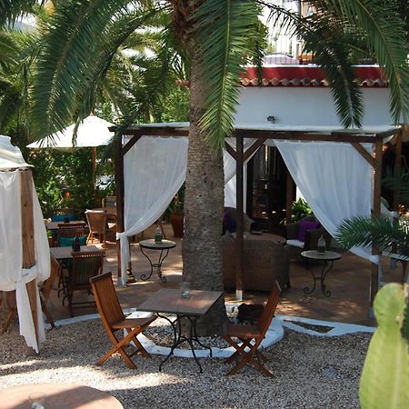 Buenavista & Suites Santa Eularia des Riu Luaran gambar