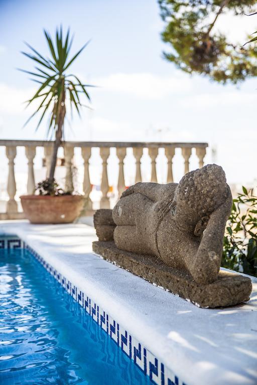 Buenavista & Suites Santa Eularia des Riu Luaran gambar