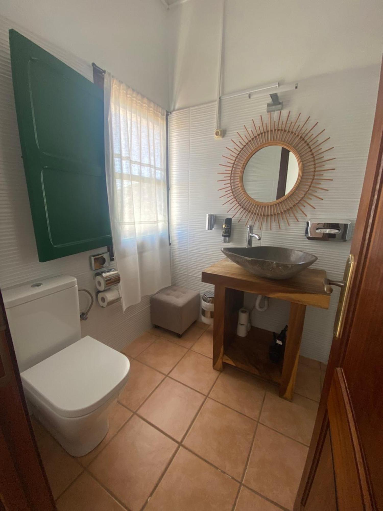 Buenavista & Suites Santa Eularia des Riu Luaran gambar