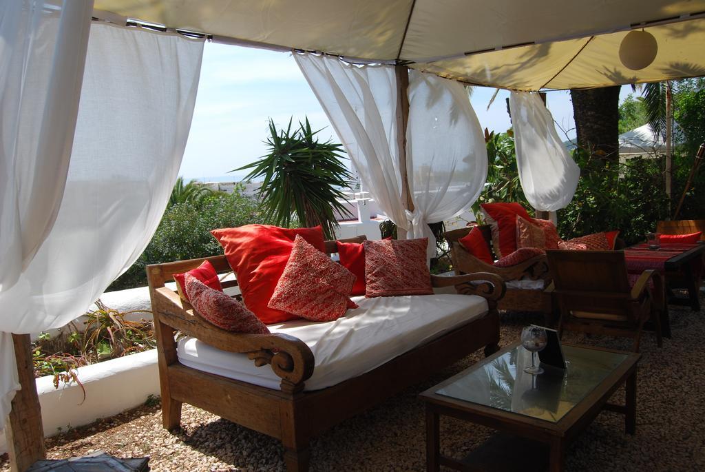 Buenavista & Suites Santa Eularia des Riu Luaran gambar